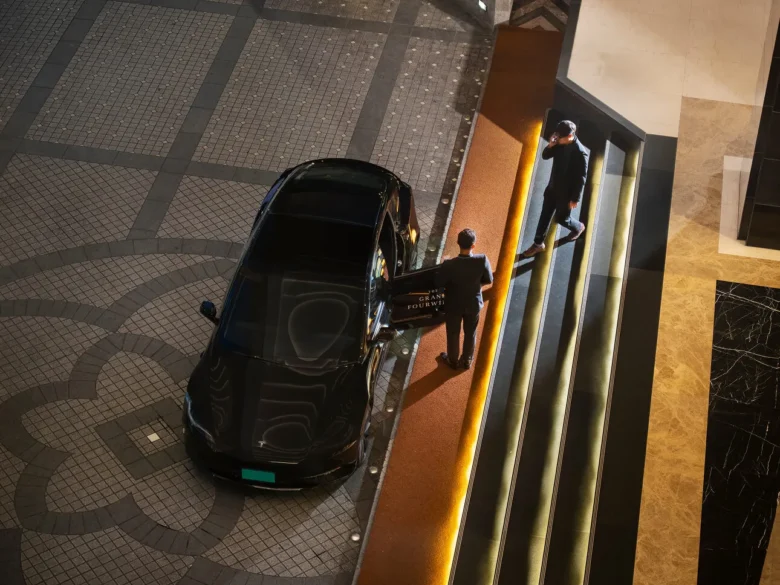 LIMOUSINE & AIRPORT TRANSFER SERVICE